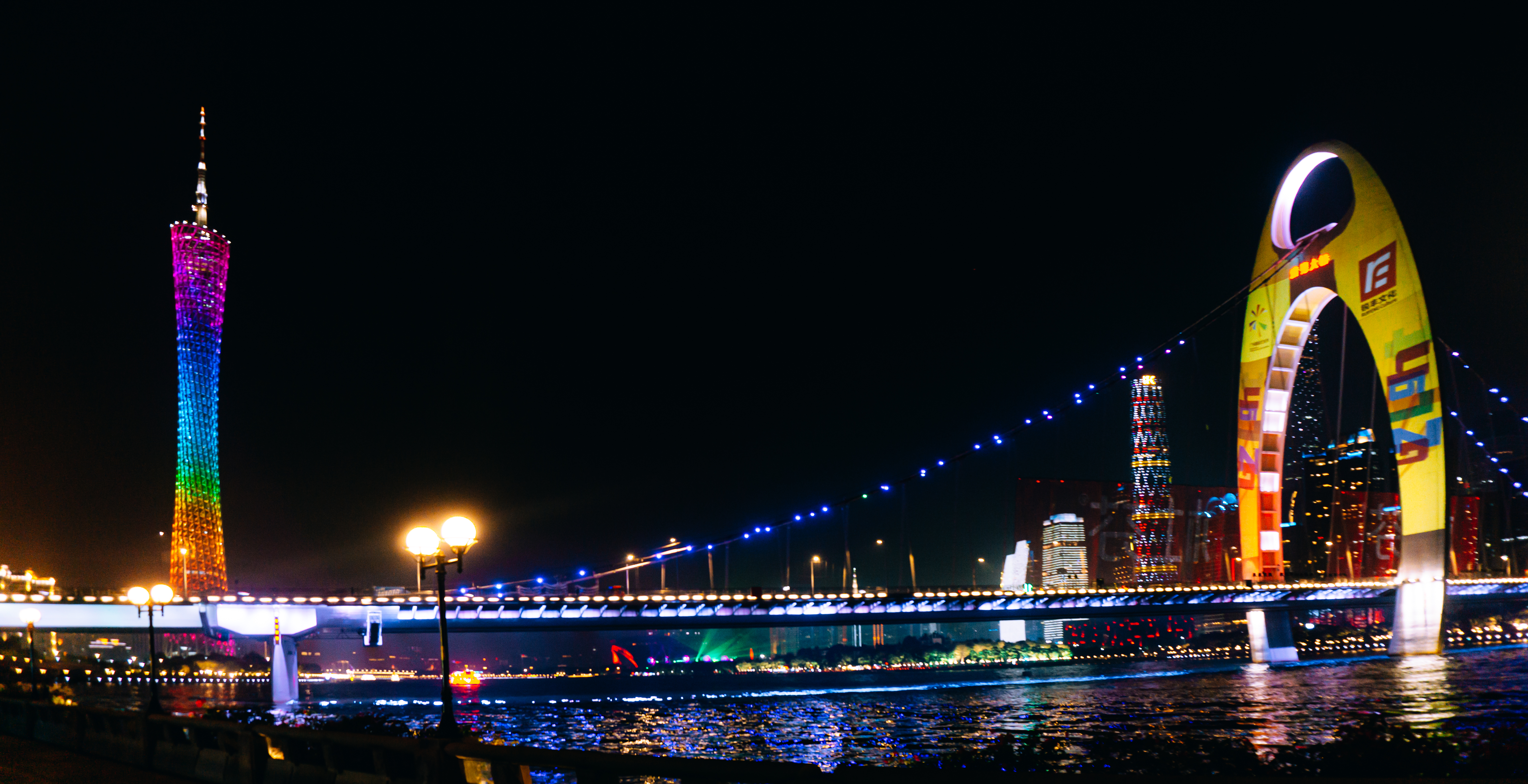 DS . 廣東廣州電視塔(小蠻腰)-3 DS . 廣東廣州電視塔(小蠻腰)-3