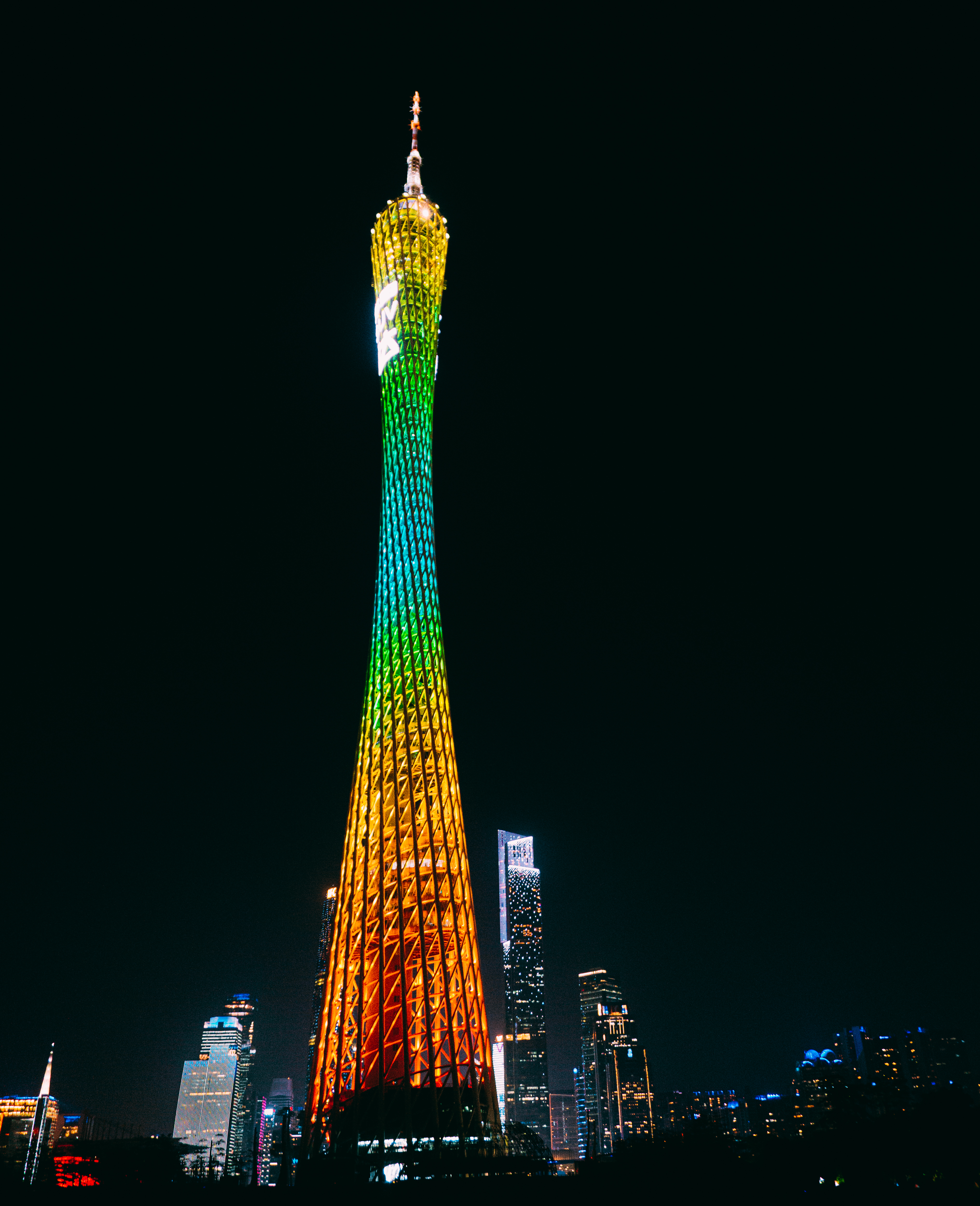 DS . 廣東廣州電視塔(小蠻腰)-2 DS . 廣東廣州電視塔(小蠻腰)-2